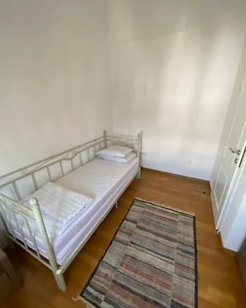 Sofija Apartment *